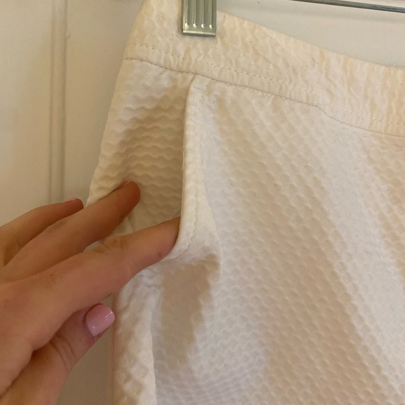 Lilly Pulitzer White Mini Skirt - Picture 3 of 11